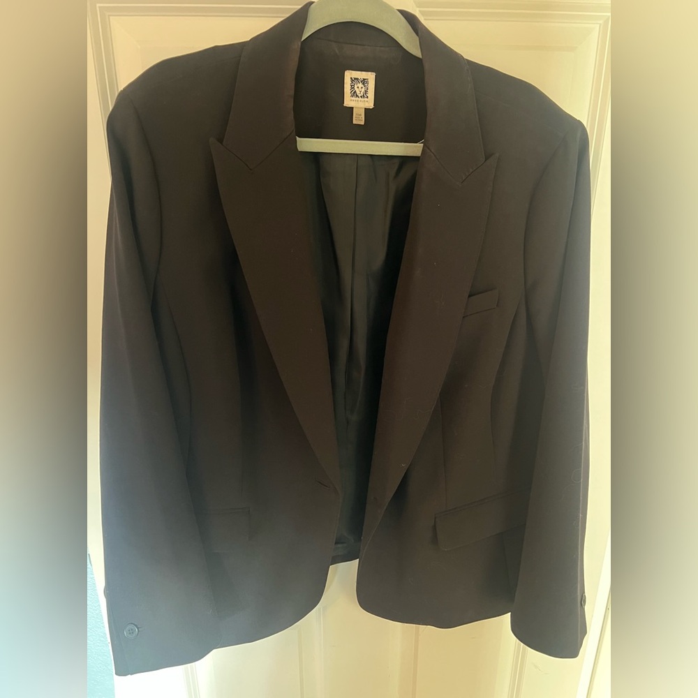 Anne Klein Women’s Black Blazer